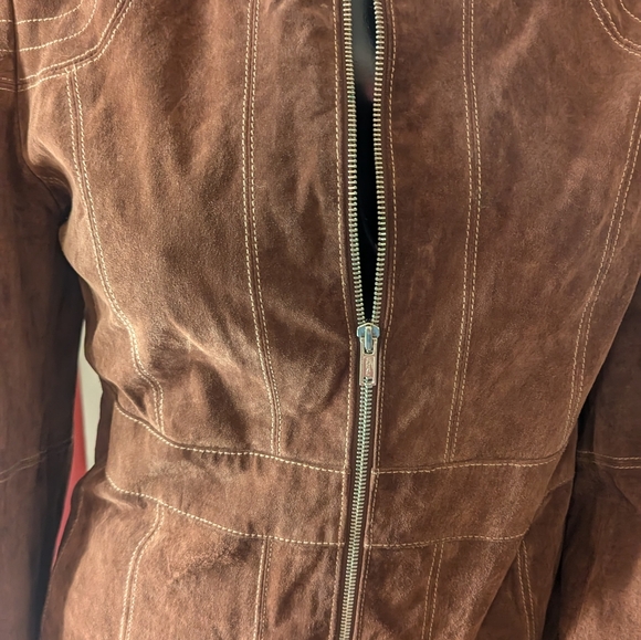 Vintage Wilson's suede jacket - Picture 2 of 14